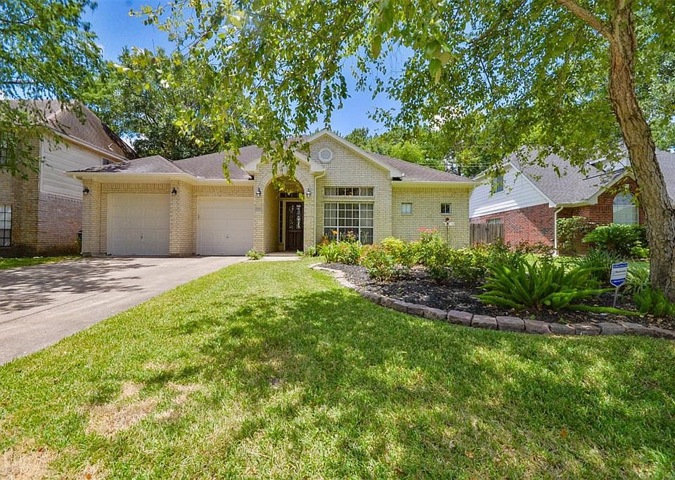 1st image of 18307 Polo Meadow Dr