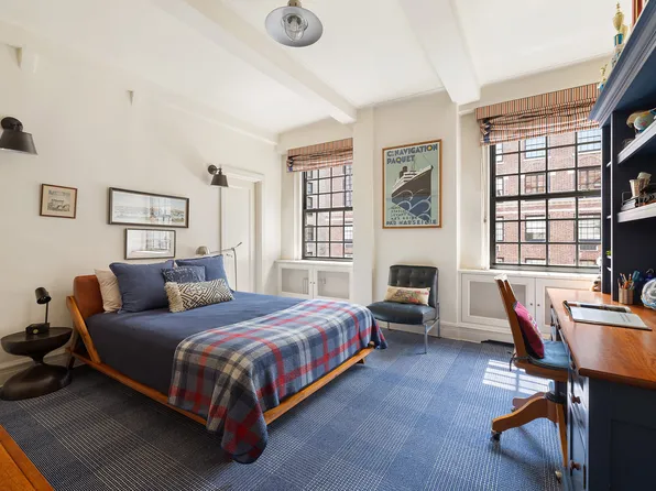 129 East 69th Street image 12 of 15