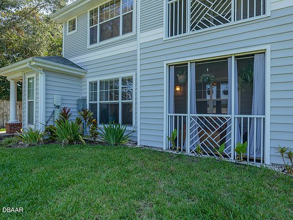 5th image of 33115 Harbour Vista Cir