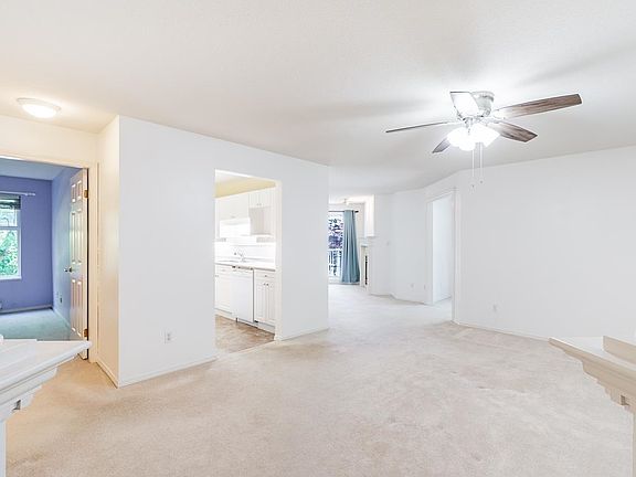 5th image of 16065 83rd Ave #202