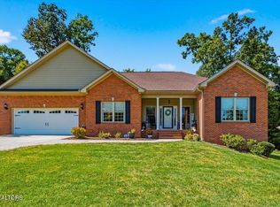 207 Seminole Cir, Loudon, TN 37774