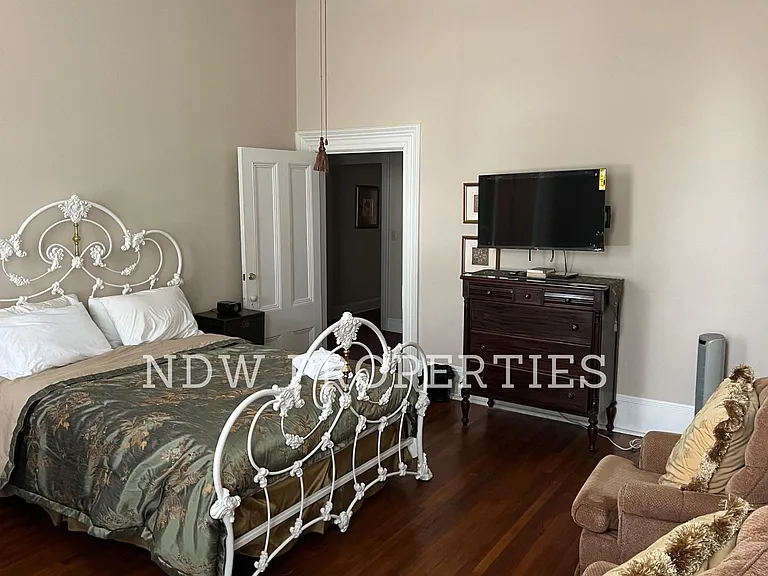 600 Nash St NE — Photo 8