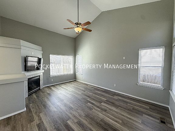 3rd image of 6270 Snowberry Ave