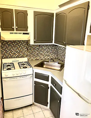 Rented by Batra Group Inc | media 41