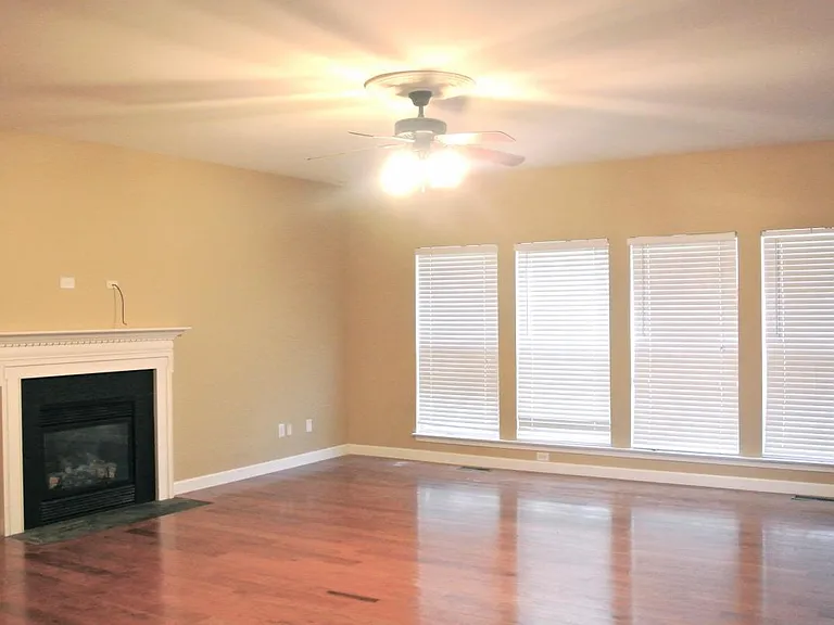 150 Cabin Branch Cir — Photo 4