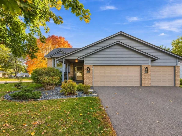 940 Douglas Ct, Anoka, MN 55303