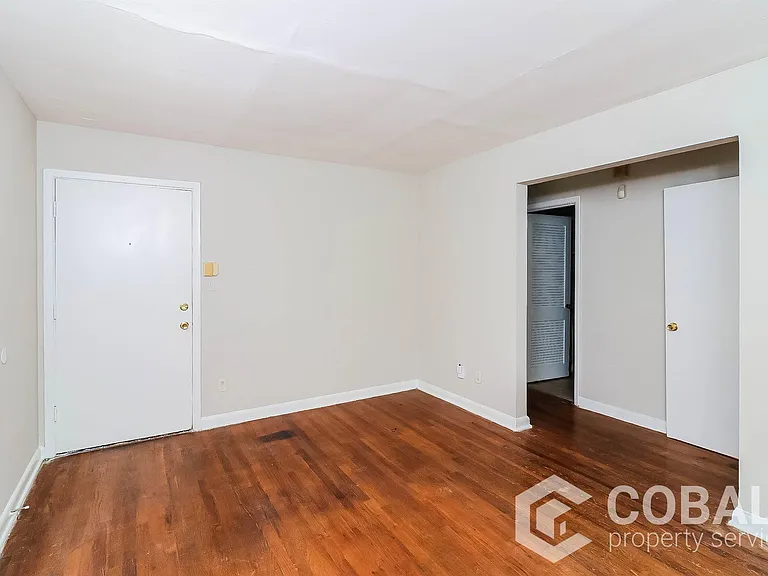 890 Greenwood Ave NE #4 — Photo 8