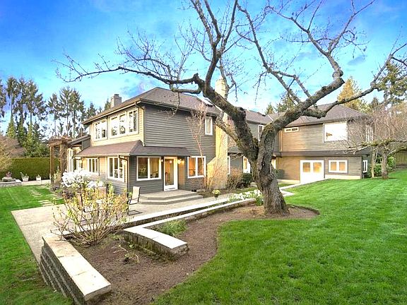 2nd image of 834 84th Ave NE