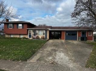 100 Fieldpoint Rd, Heath, OH 43056