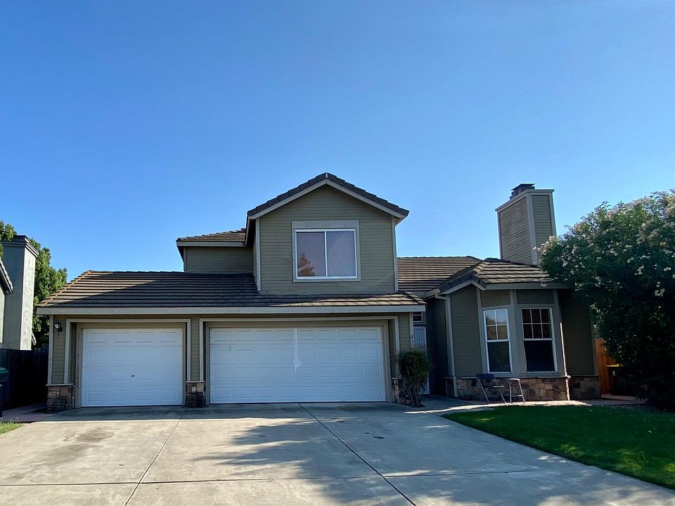 1st image of 838 Chase Ct