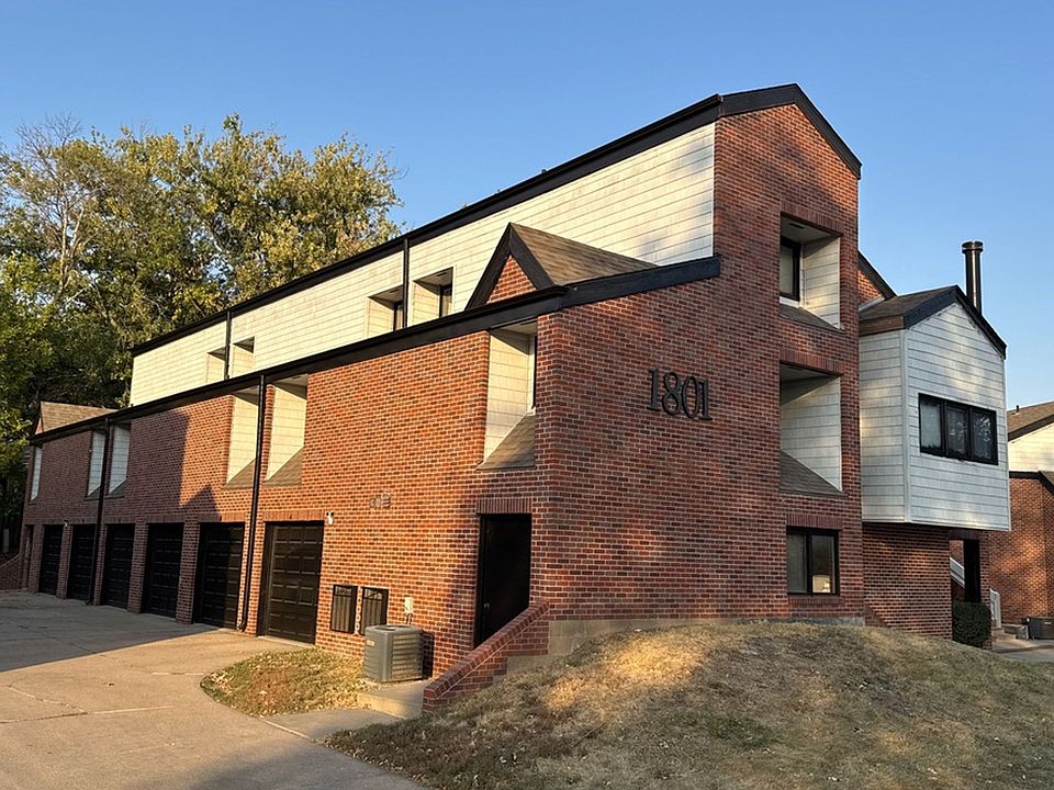 Building Photo 5