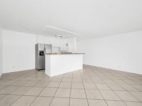 616 Lucerne Ave, Lake Worth, FL
