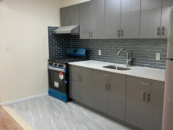 4815 6th Avenue image 1 of 3