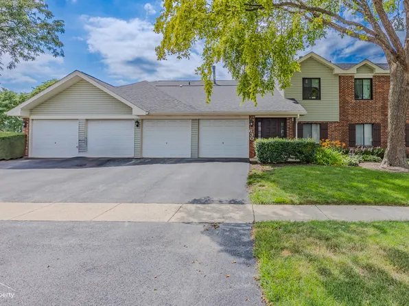 630 Cumberland Trl APT Aa1, Roselle, IL 60172