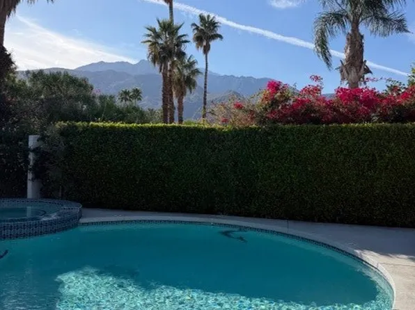 1371 E Del Paso Way, Palm Springs, CA 92262