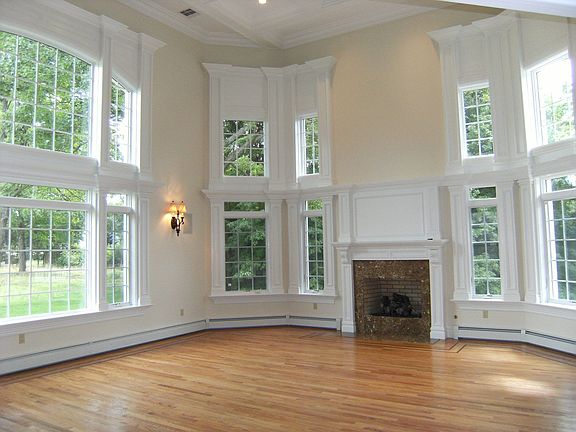 Great Room/Coffered Ceiling/Fireplace