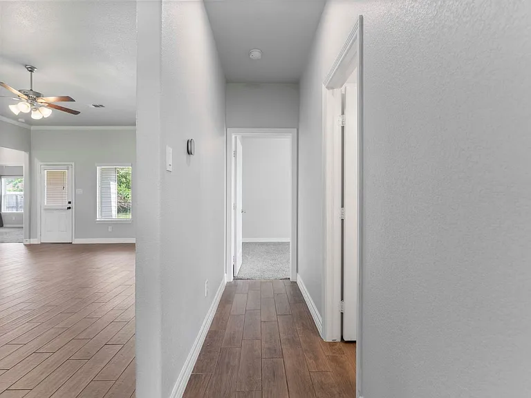 244 Mossy Meadow Dr — Photo 10