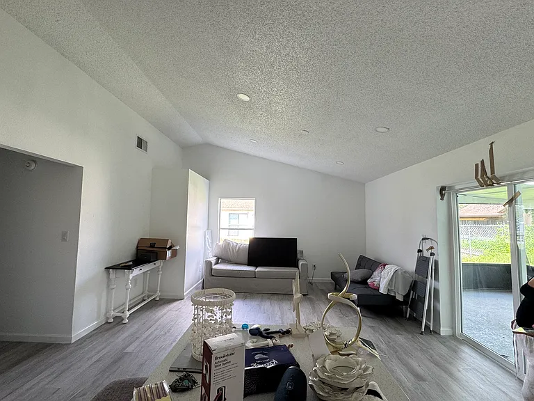 303 Silk Oak Dr — Photo 13