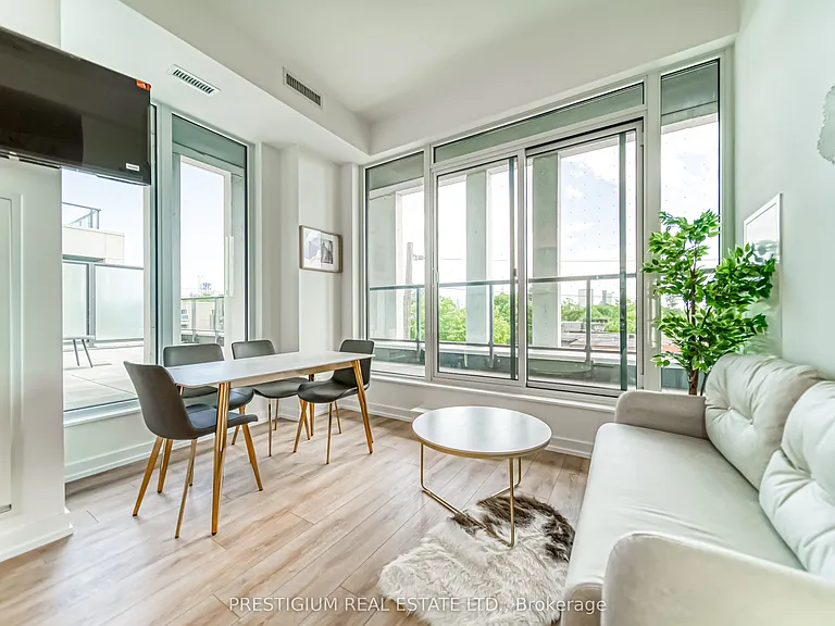 500 Dupont St #303 — Photo 8