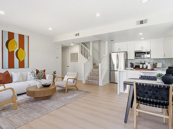 4th image of 769 Bryn Mawr Ct