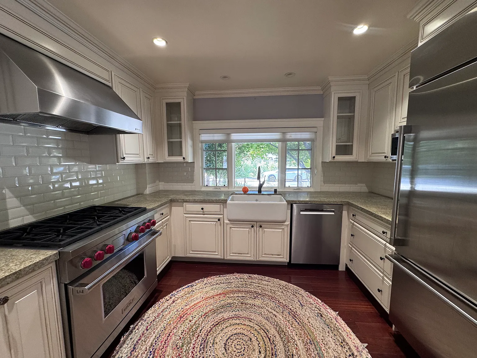 3 bed, 1889 sqft, $10,000 — Photo 3