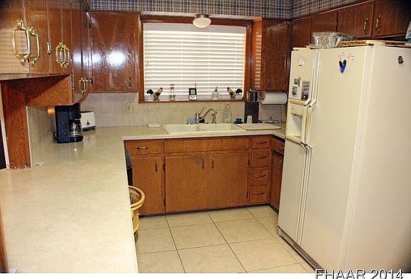 3rd image of 3300 Lake Belton Ave