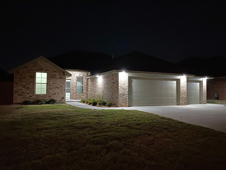 1st image of 509 Pinewood Dr