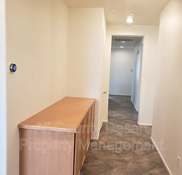 37853 Avon St — Photo 18