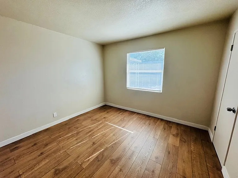 45402 5th St E — Photo 10