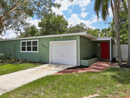 607 E River Dr, Temple Terrace, FL 33617