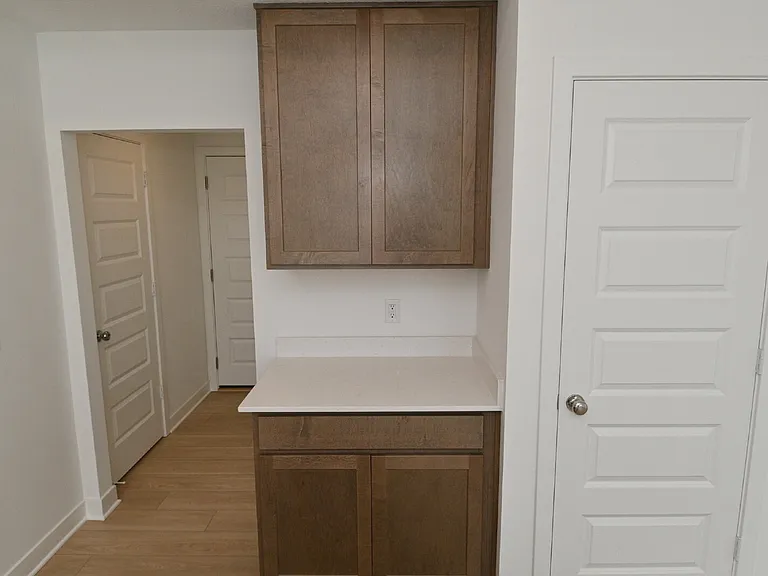 8118 Ridge Line Dr — Photo 16
