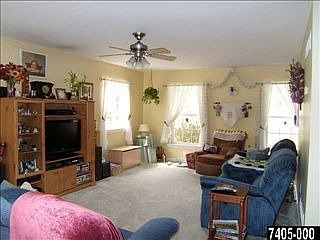 4th image of 170 Burberry Ln