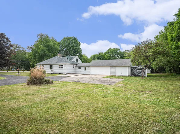 455 N 10th St, Plainwell, MI 49080