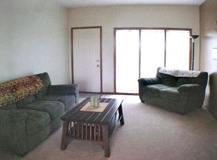 13505 S 33rd St, Bellevue, NE 68123