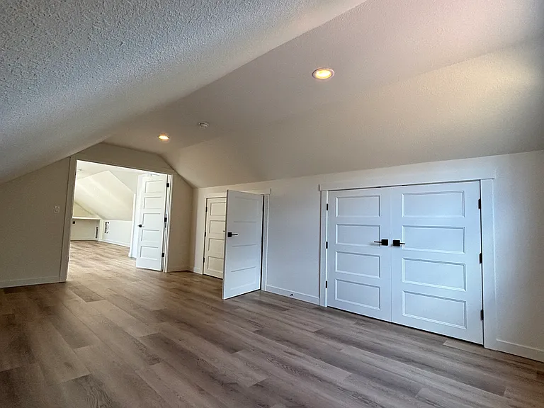 5021 NE 137th Ave #A — Photo 2