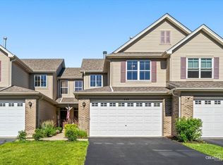 449 Dancer Ln, Oswego, IL 60543