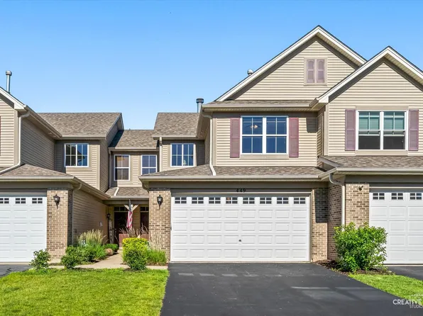 449 Dancer Ln, Oswego, IL 60543