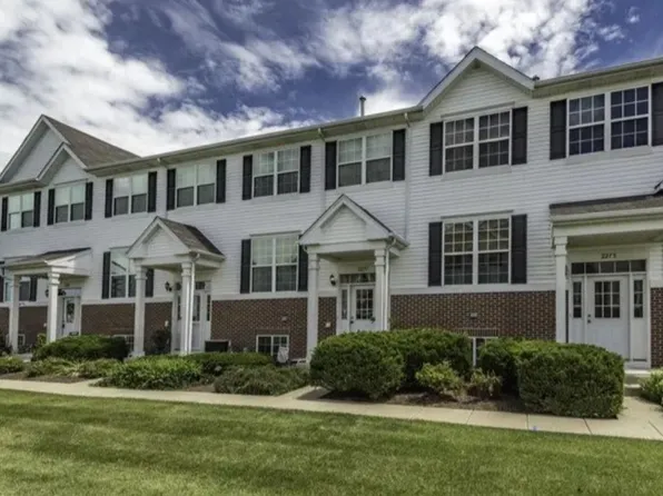 2277 Beresford Dr, Yorkville, IL 60560