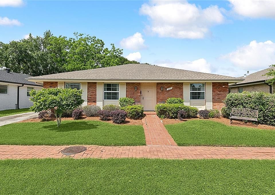 1st image of 4012 Napoli Dr