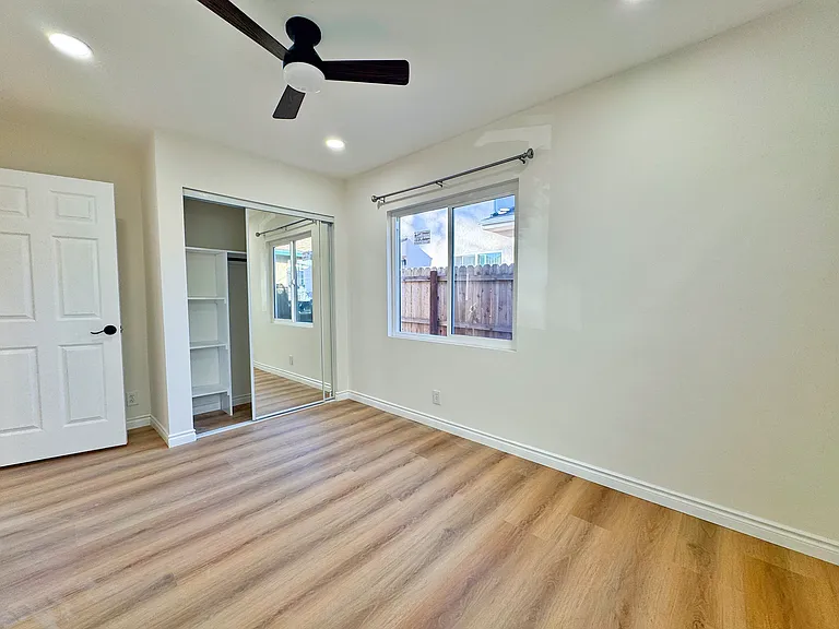 231 Vista Ave #1/2 — Photo 10