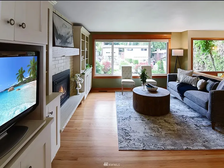 9209 NE 183rd St — Photo 7