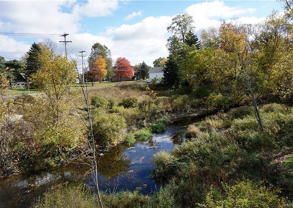 2nd image of 12491 North Rd