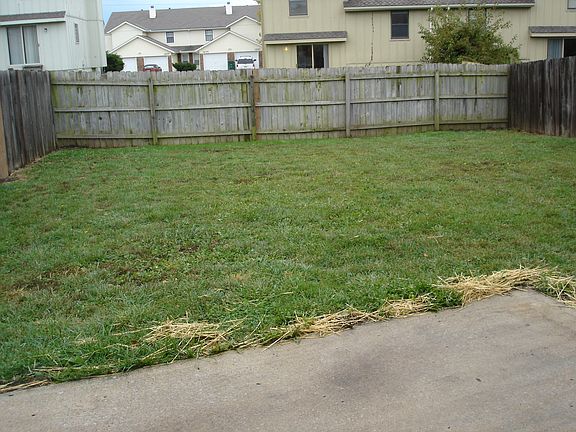 4th image of 758 SE Claremont Ct