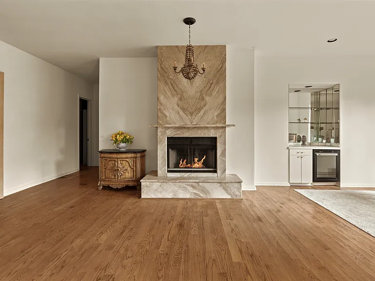 3780 Multiview Dr — Photo 32