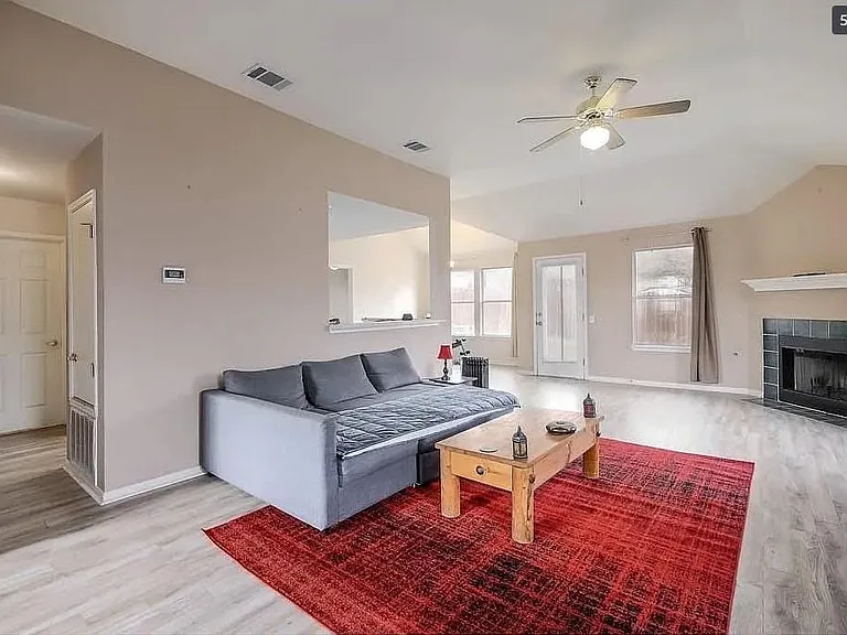 7324 Colony Park Dr — Photo 5