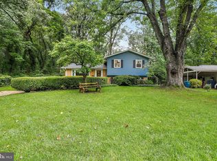 4414 Alta Vista Dr, Fairfax, VA 22030