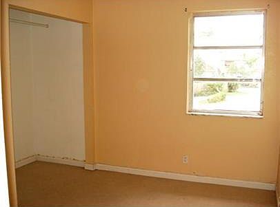 5th image of 1361 Seaview Dr