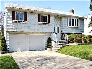 1st image of 1051 Denton Ave