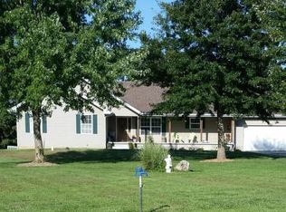 5570 S 222nd Rd, Fair Grove, MO 65648