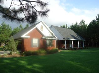 311 Nathan Rd, Odum, GA 31555